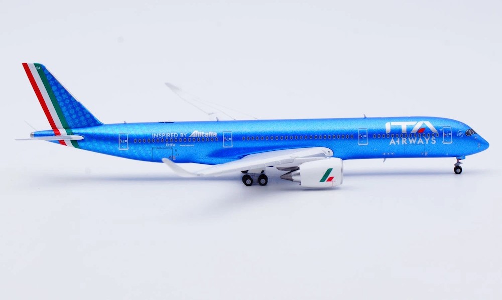 ITA Airways Airbus A350-900XWB "Inspired by Alitalia" / EI-IFA /  JC Wings / 1:400 / XX40650