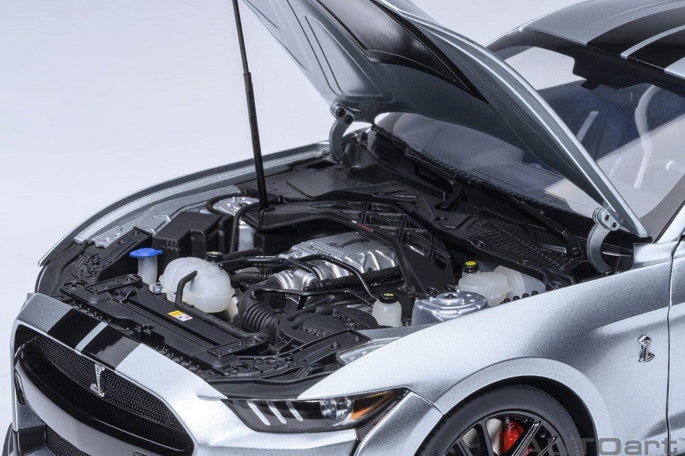 Ford Mustang Shelby GT500 (Argent iconique) - Autoart 1/18 - 73096 - Passion Diecast