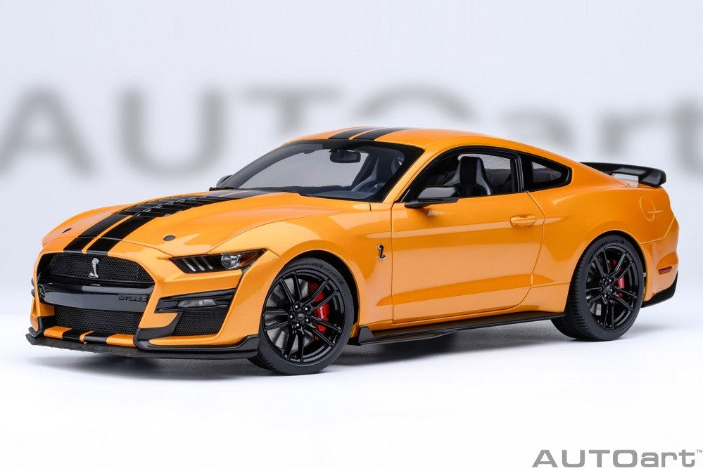 Ford Mustang Shelby GT500 (Cyber Orange) - Autoart 1/18 - 73099 - Passion Diecast 