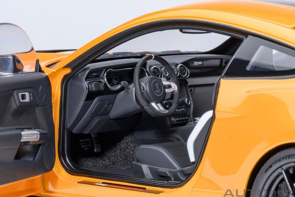 Ford Mustang Shelby GT500 (Cyber Orange) - Autoart 1/18 - 73099 - Passion Diecast 