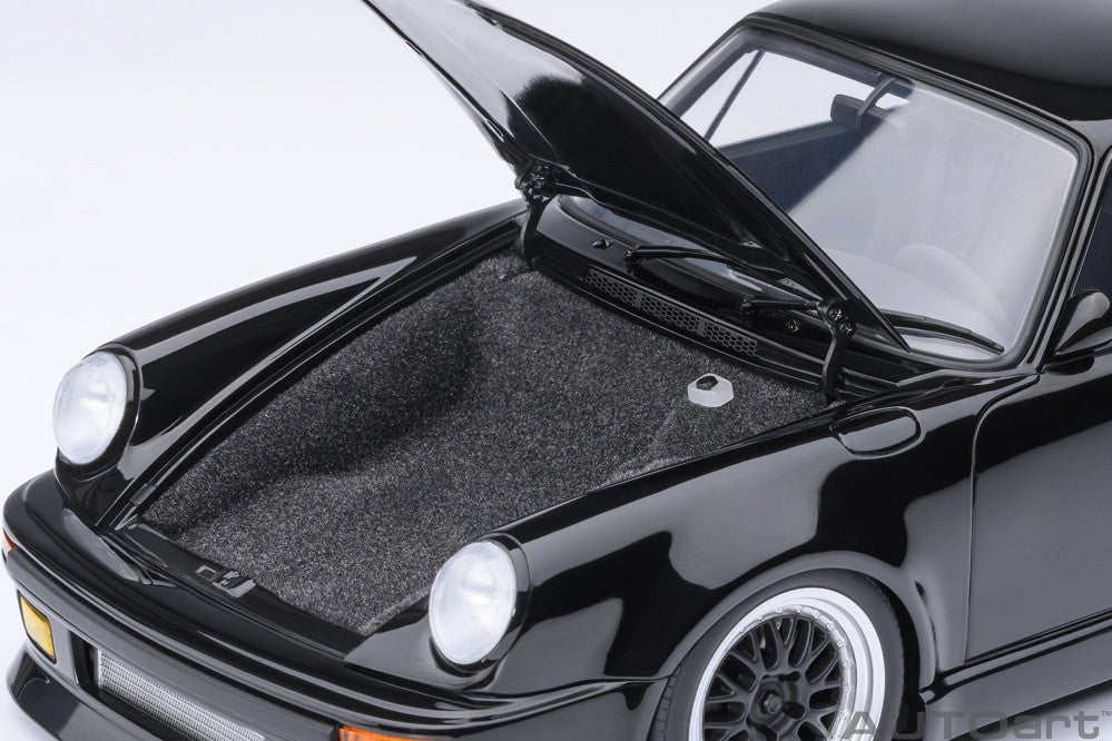 Porsche 911 (930) Turbo Wangan Midnight Blackbird - Autoart 1/18 - 78158 - Passion Diecast 