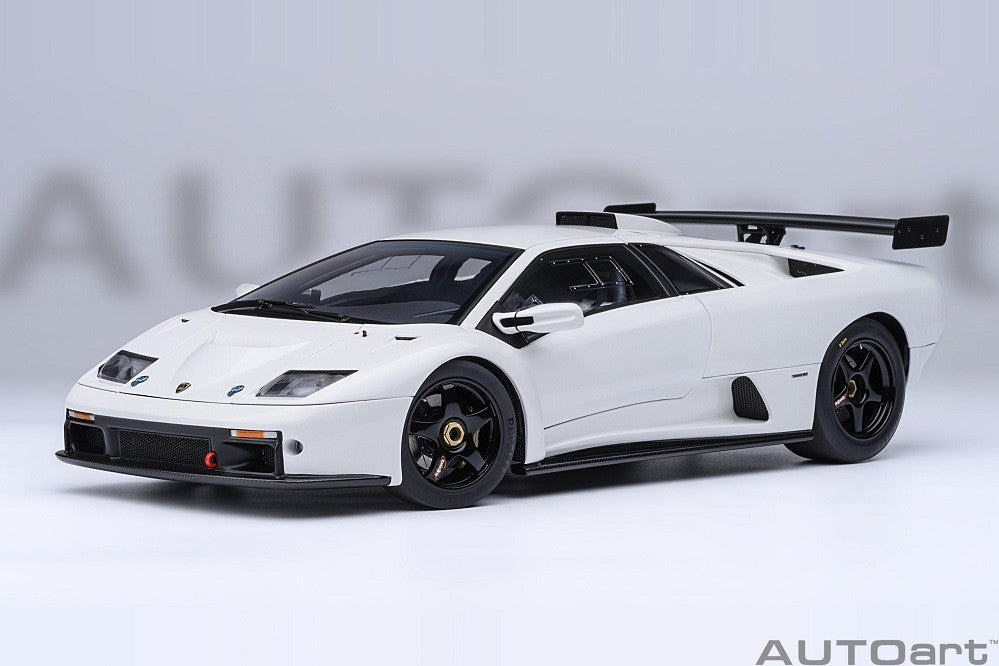 Lamborghini Diablo GTR (Impact White) - Autoart 1/18 - 79136 - Passion Diecast 