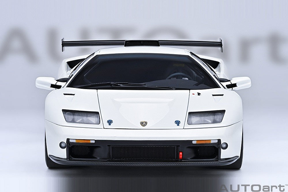 Lamborghini Diablo GTR (Impact White) - Autoart 1/18 - 79136 - Passion Diecast 