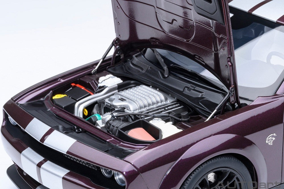 Dodge Challenger SRT Jailbreak 2022 (Hellraisin) - Autoart 1/18 - 71762 - Passion Diecast 