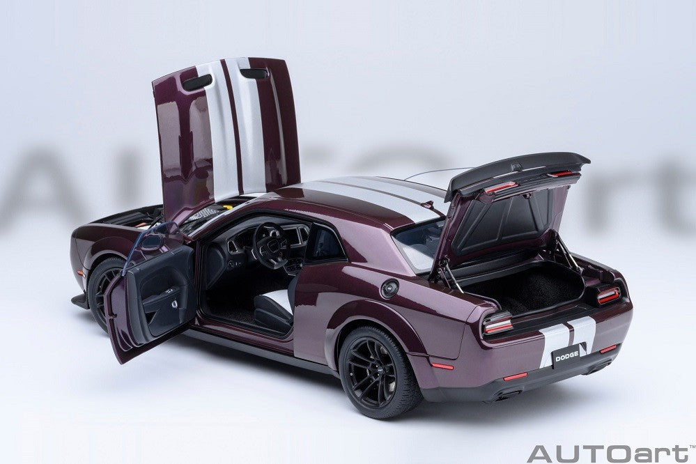 Dodge Challenger SRT Jailbreak 2022 (Hellraisin) - Autoart 1/18 - 71762 - Passion Diecast 
