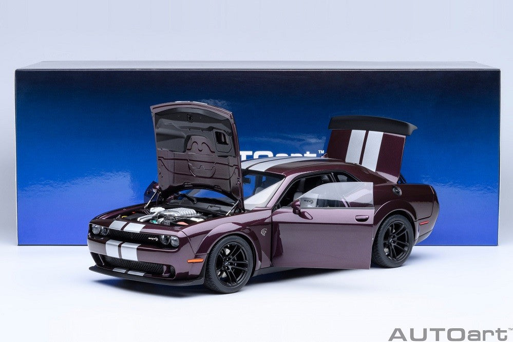 Dodge Challenger SRT Jailbreak 2022 (Hellraisin) - Autoart 1/18 - 71762 - Passion Diecast 