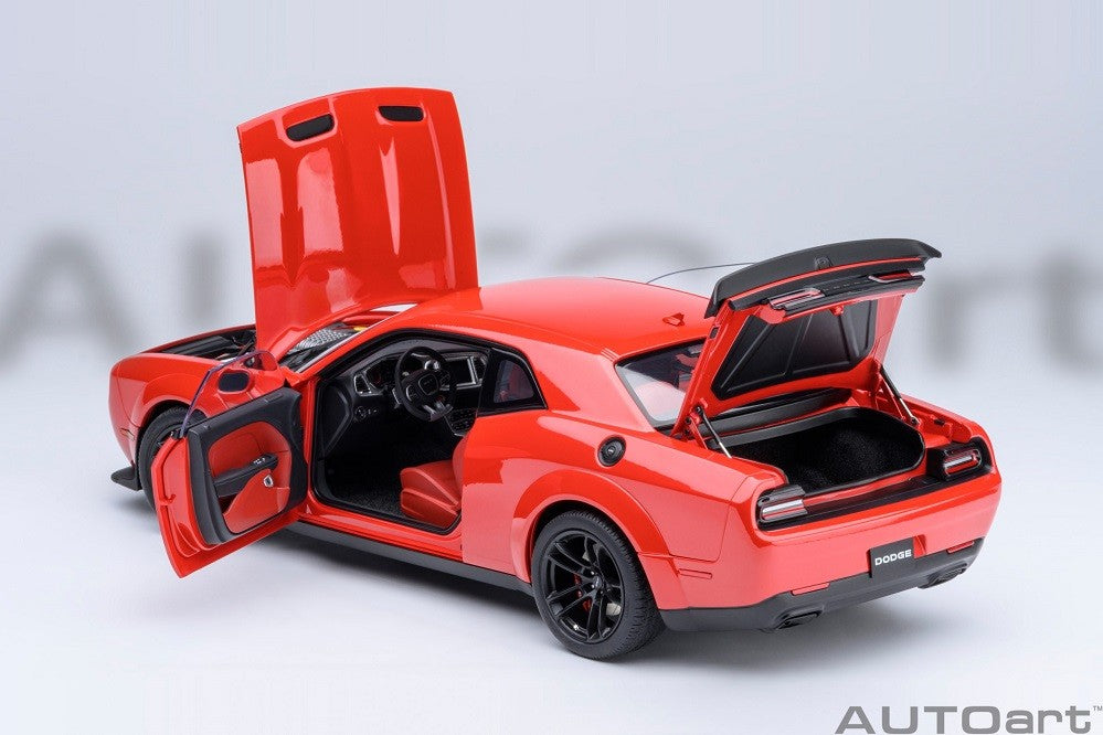Dodge Challenger SRT Jailbreak 2022 (TorRed) - Autoart 1/18 - 71764 - Passion Diecast 