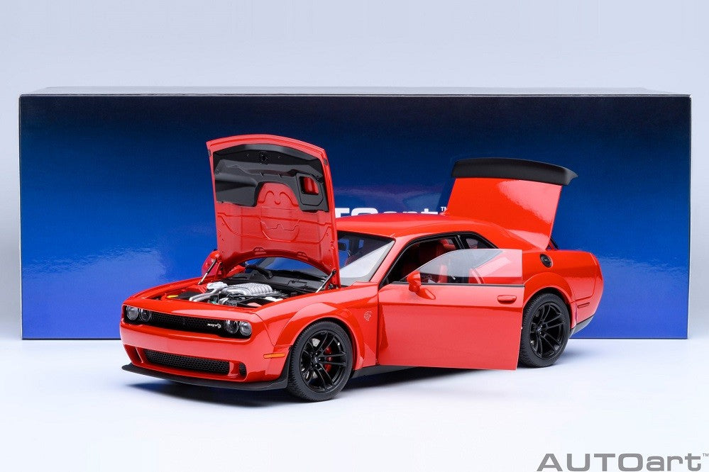 Dodge Challenger SRT Jailbreak 2022 (TorRed) - Autoart 1/18 - 71764 - Passion Diecast 
