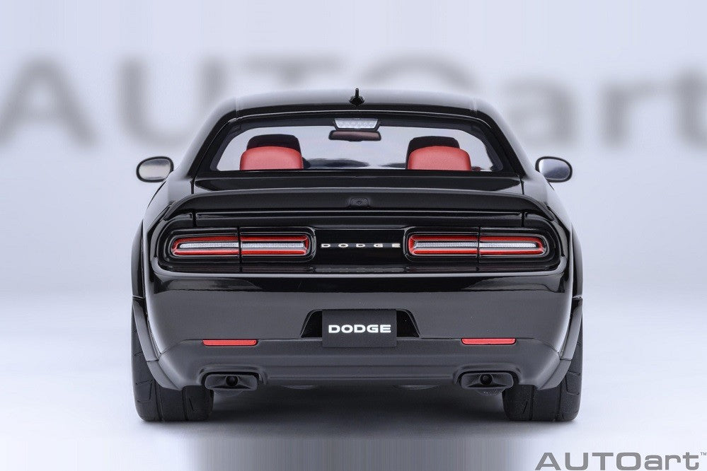 Dodge Challenger SRT Superstock 2023 (Pitch Black) - Autoart 1/18 - 71765 - Passion Diecast 