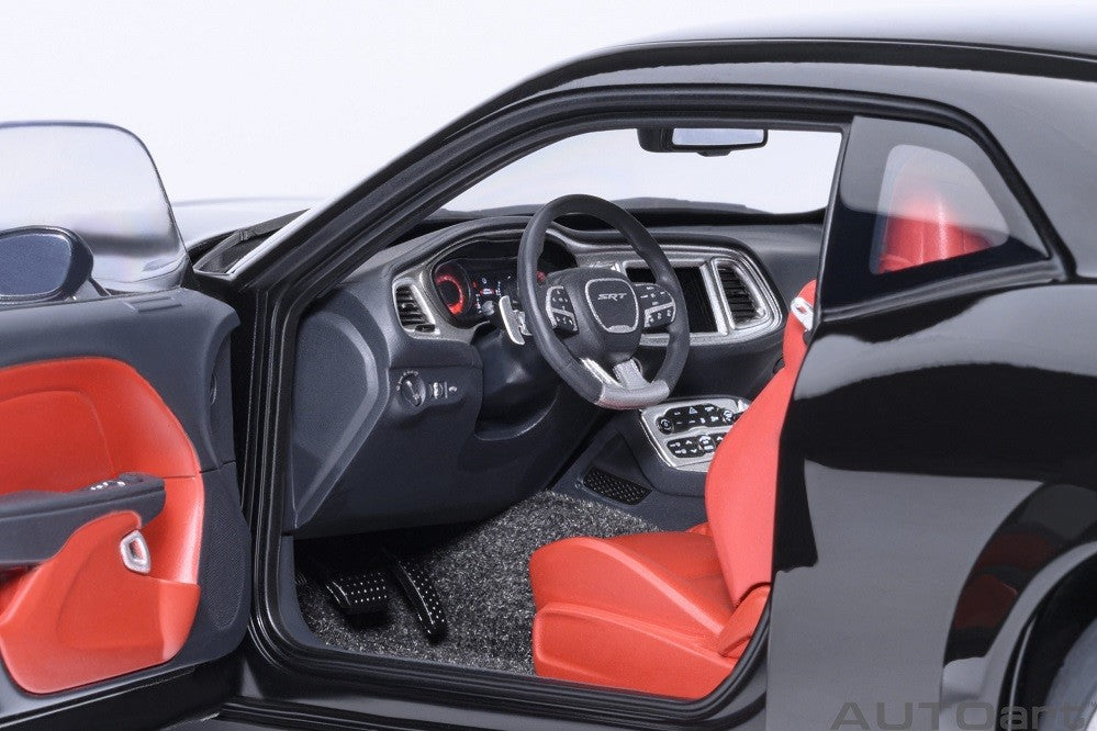 Dodge Challenger SRT Superstock 2023 (Pitch Black) - Autoart 1/18 - 71765 - Passion Diecast 