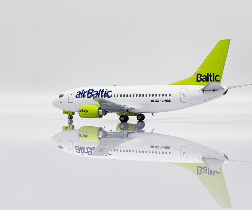 airBaltic Boeing 737-500  / YL-BBE /  JC Wings / 1:200 / XX20240