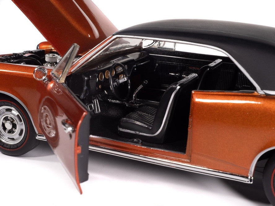 1966 Pontiac GTO Hardtop in Copper Blaze - Hemmings Muscle Machines - Auto World - 1/18 - AMM1346 - Passion Diecast 