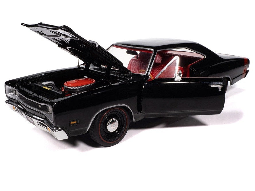 1969 Dodge Coronet Super Bee (MCACN) Black with Red Interior - Auto World - 1/18 - AMM1347 - Passion Diecast 