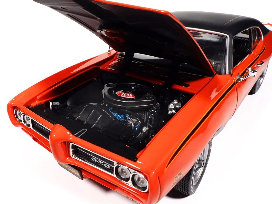 1969 Pontiac GTO Judge in Carousel Red - Mecum Auctions - Auto World - 1/18 - AMM1351