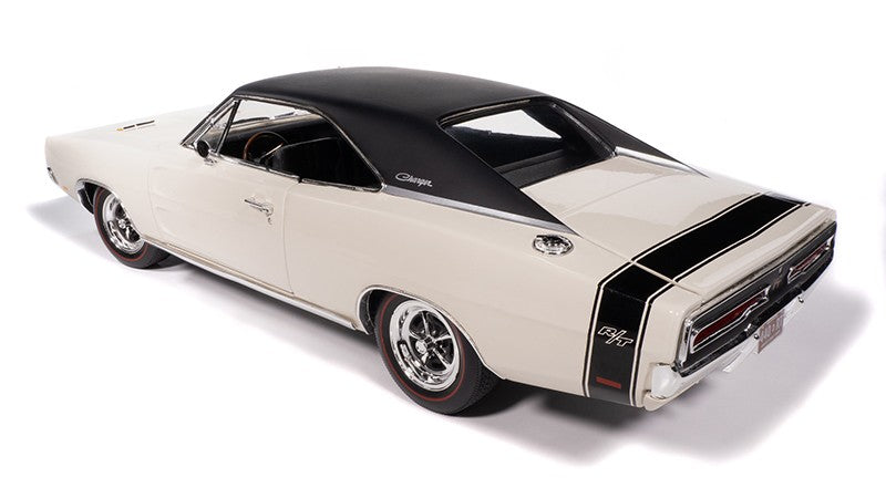 1969 Dodge Charger RT in W1 White - Auto World - 1/18 - AMM1352