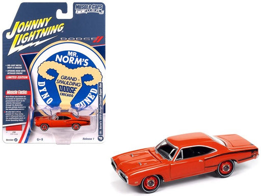 1970 Dodge Coronet Super Bee Hemi Orange with Black Stripes - Johnny Lightning 1/64 - JLMC034 A E
