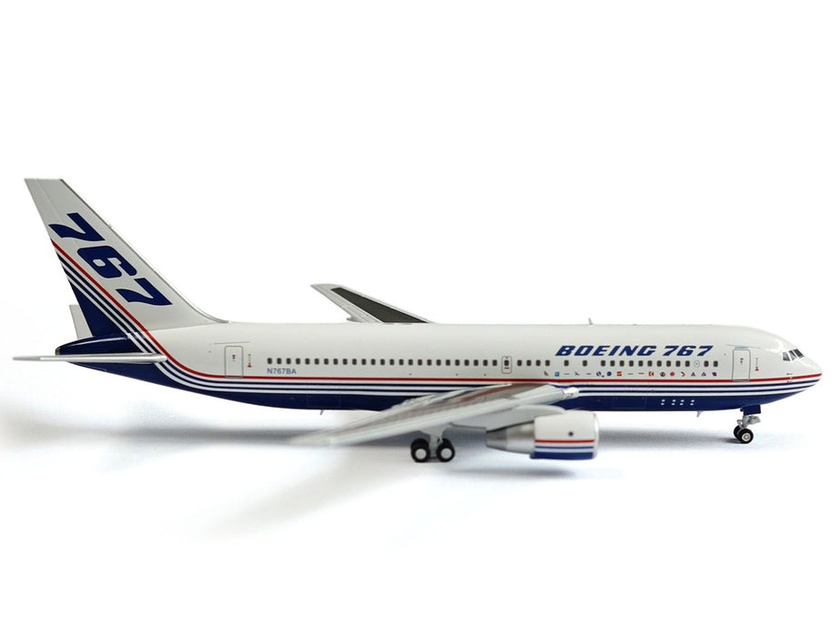 Boeing Company Boeing 767-200 / N767BA "House Colors" /  V1:400 Models / 1:400 / 400016