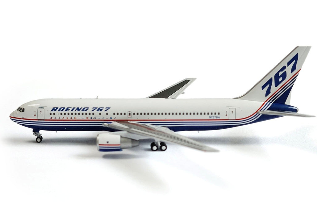 Boeing Company Boeing 767-200 / N767BA "House Colors" /  V1:400 Models / 1:400 / 400016