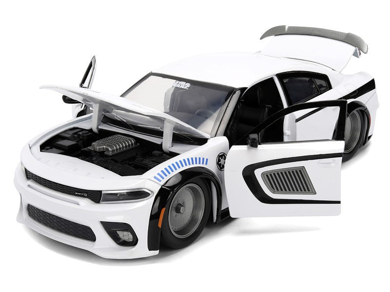 Star Wars Stormtrooper and 2021 Dodge Charger SRT Hellcat - White - Hollywood Rides - Jada - 1/24 - 36478