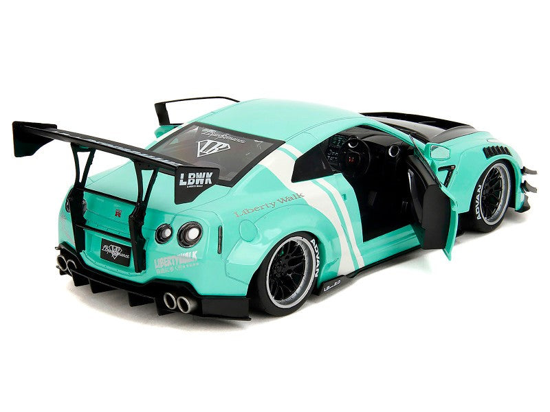Nissan GT-R (R35) Liberty Walk Body Kit 2.0 Light Blue - Pink Slips - Jada 1/18 - 36382 Passion Diecast 