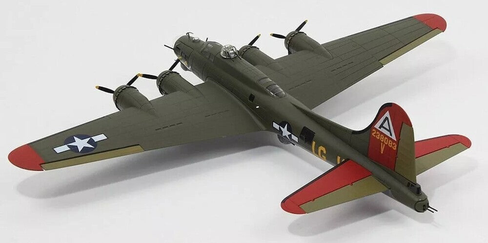 Boeing B-17G Flying Fortress Man O' War, 323RD BS, 91ST BG, 8TH AF,   Air Force 1 1/72  AF1-0110 C