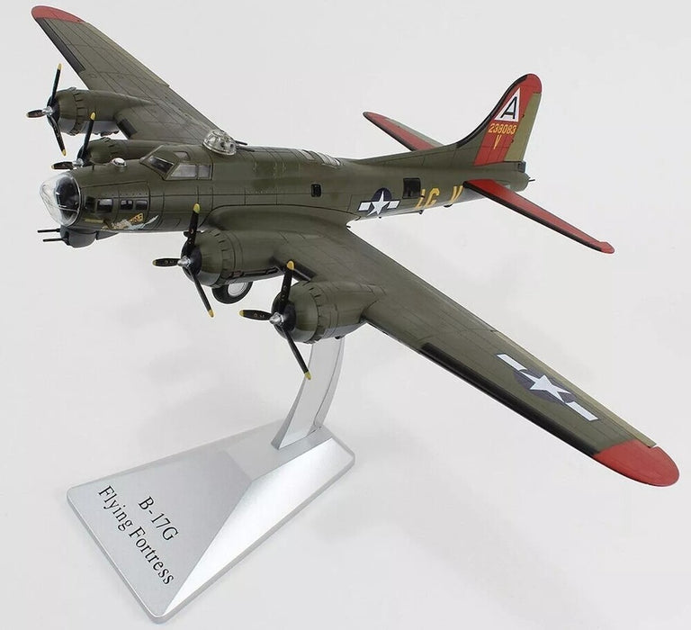 Boeing B-17G Flying Fortress Man O' War, 323RD BS, 91ST BG, 8TH AF,   Air Force 1 1/72  AF1-0110 C