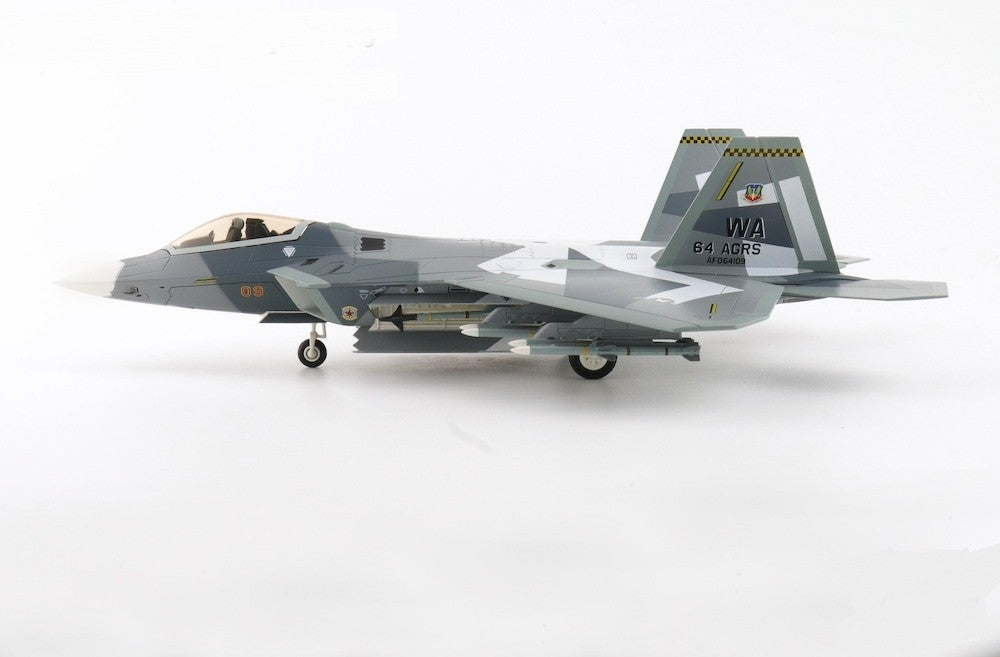 Lockheed F-22A Raptor / USAF 57th WG, 64th AGRS, Red 09, Nellis AFB, NV, fictional / Hobby Master 1:72  HA2831