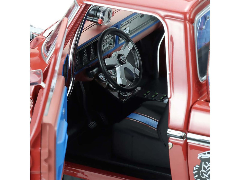 1979 Ford F-250 Monster Truck with 66-Inch Tires  Kings of Crunch - Walking Tall - Greenlight - 1/18 - 13606