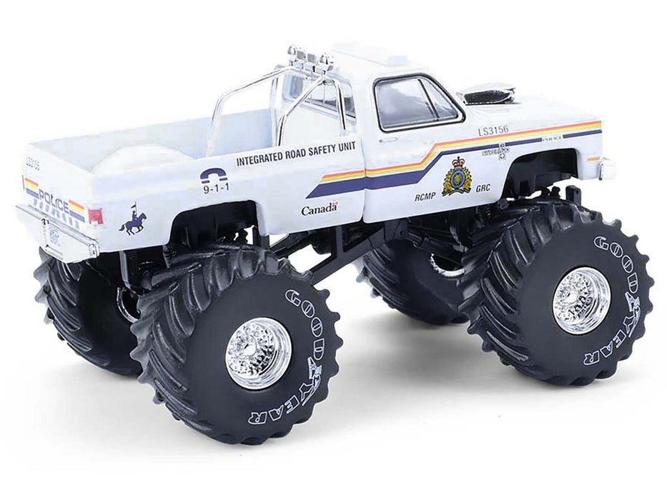 GRC - 1986 Chevrolet Silverado Monster Truck - Kings of Crunch - Edition Hot Pursuit - 1/64 Greenlight - 49170 D