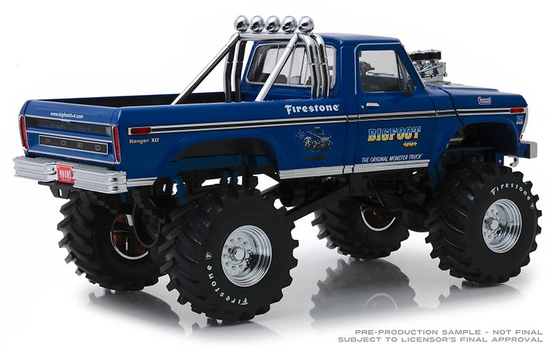 Bigfoot No.1 - 1974 Ford F-250 Monster Truck with 48 Tires -  Greenlight 1/18 - 13537 Passion Diecast 