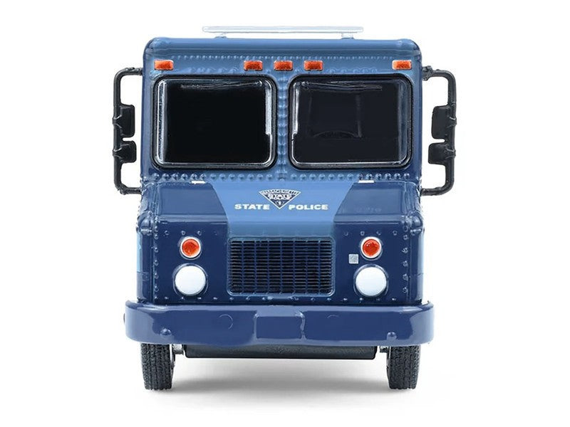 2019 Step Van - Massachusetts State Police Underwater Recovery - H.D. Trucks Series 26 - 1/64 Greenlight - 33260 C