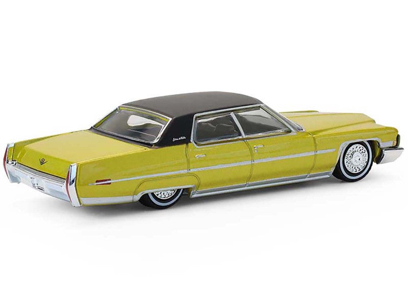 1971 Cadillac Sedan Deville Lowrider Gold Metallic - California Lowriders Series 7 - 1/64 Greenlight - 63080 C