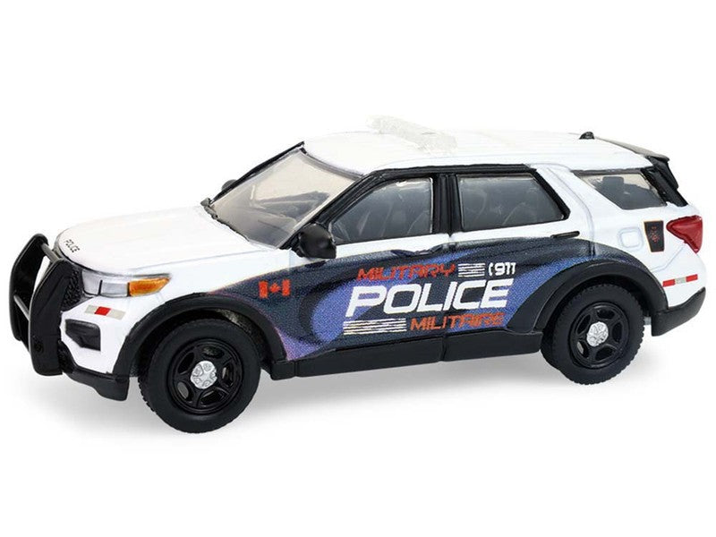 2024 Ford Police Interceptor - Canada Military - Hot Pursuit - Canada Special Edition - 1/64 Greenlight - 43065 E