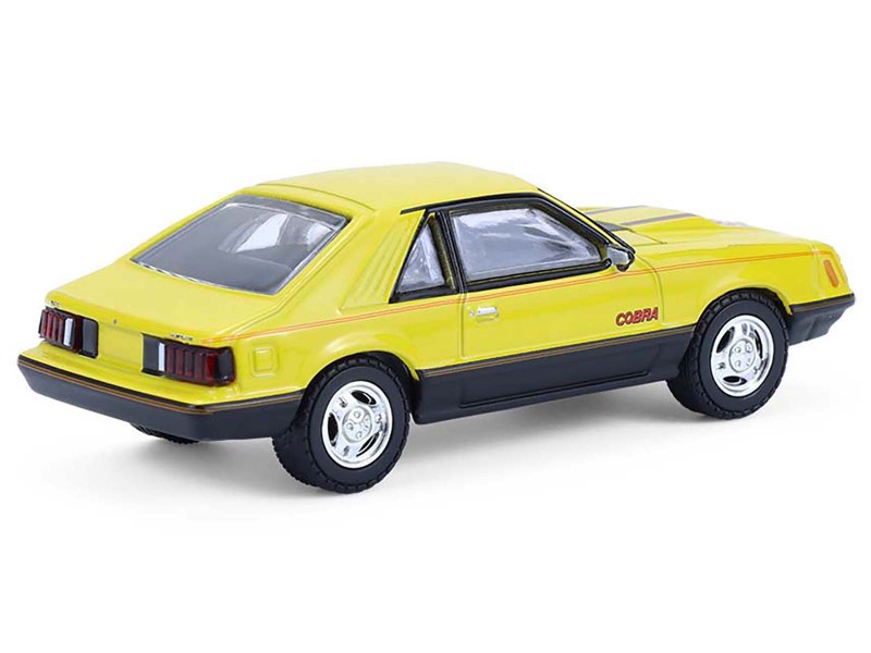 1979 Ford Mustang Cobra Fastback in Bright Yellow - GL Muscle Series 30 - 1/64 Greenlight - 13370 C