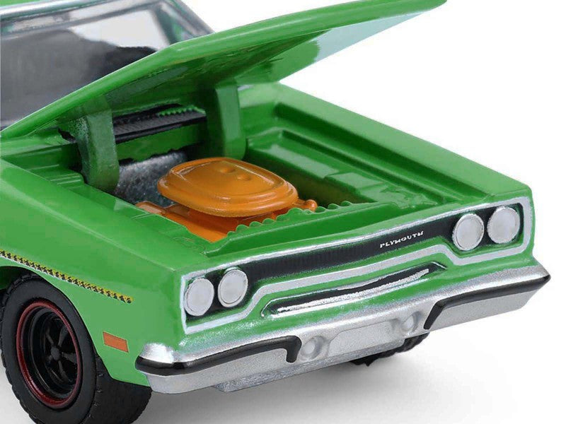 1970 Plymouth Road Runner in Green - GL Muscle Series 30 - 1/64 Greenlight - 13370 B