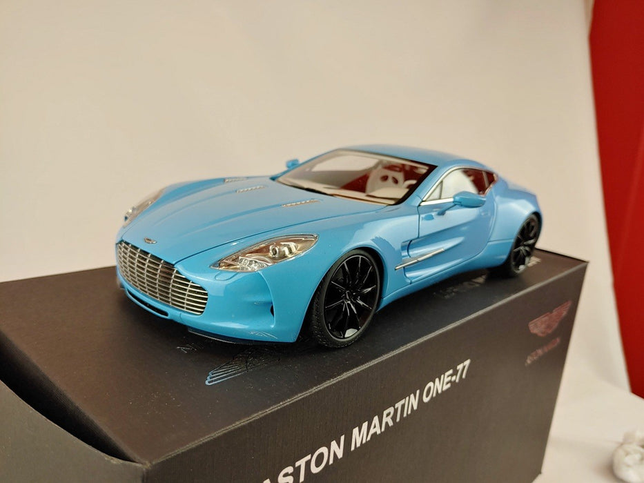 (Used)(Free shipping) Aston Martin One-77 One77 (Tiffany Blue) 1/18 AUTOART 70240 Used