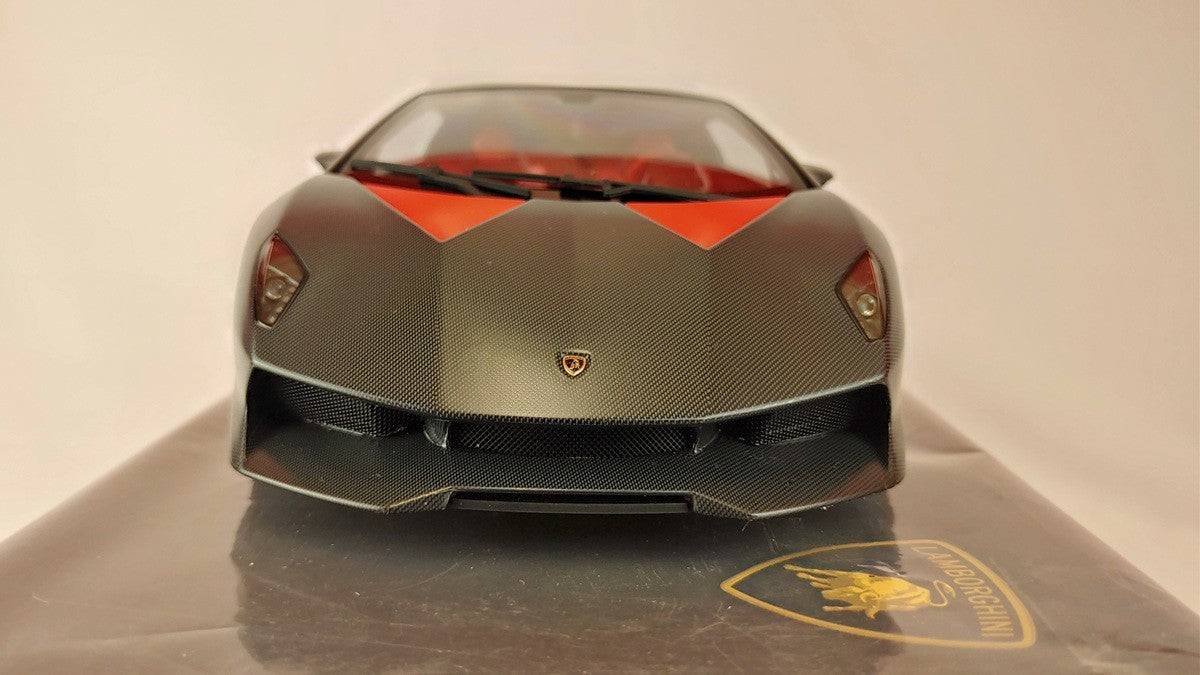 (Used)(Free shipping) LAMBORGHINI SESTO ELEMENTO (CARBON GREY)  Autoart 74671   Used