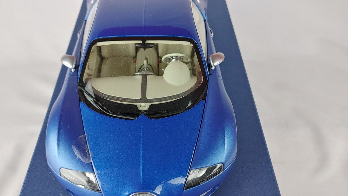 (Used)(Free shipping) Bugatti EB Veyron 16.4 Bleu Centenaire Blue Metallic  1/18 AUTOART 70951  Used