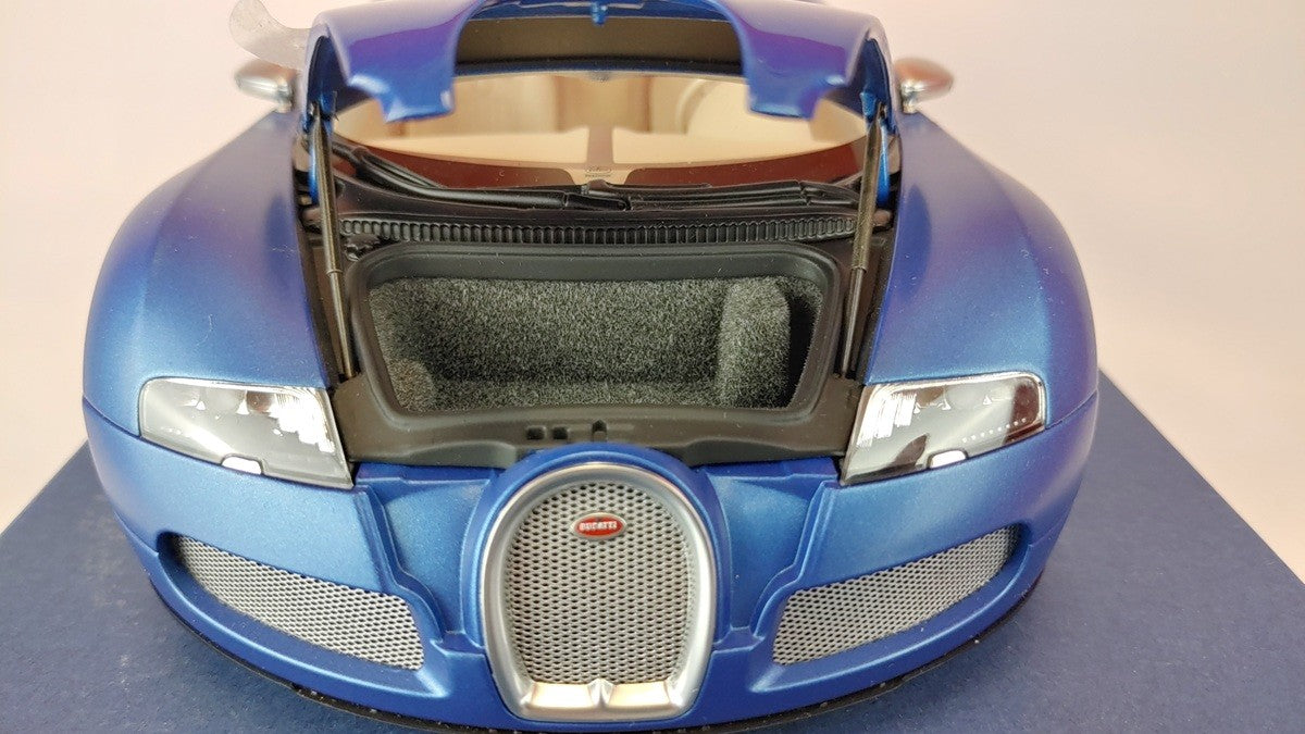 (Used)(Free shipping) Bugatti EB Veyron 16.4 Bleu Centenaire Blue Metallic  1/18 AUTOART 70951  Used