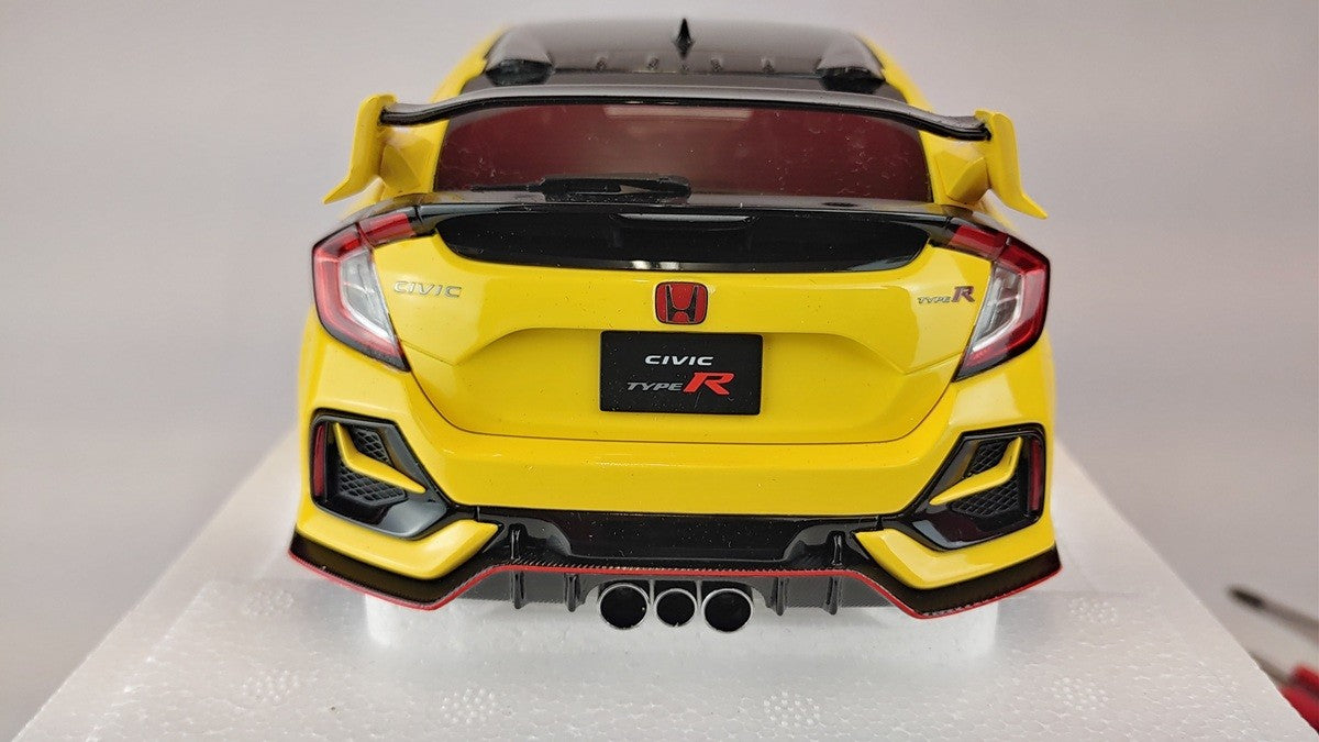 (Used)(Free shipping)  Honda Civic Type R (FK8) 2021 RHD  (Sunlight Yellow)  - Autoart    1/18 -  73225 Used