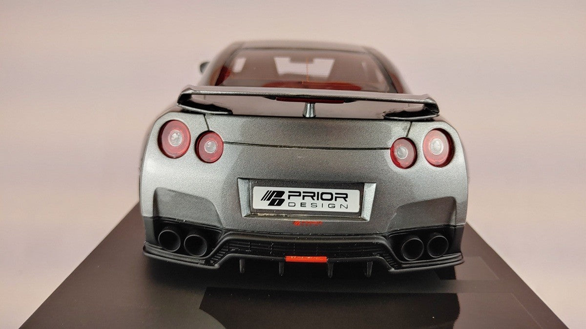 (Used)(Free shipping) Nissan GT-R R35 Modified by Prior Design Grey - GT Spirit  1/18 -  GT243 Used
