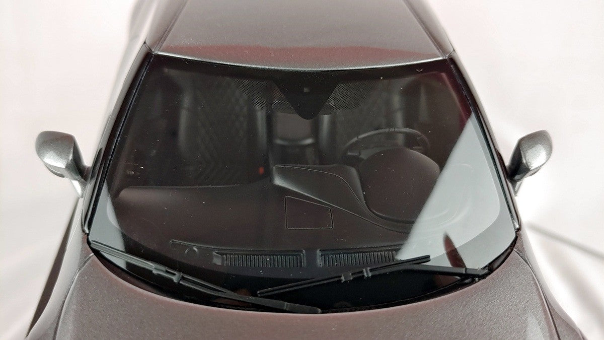 (Used)(Free shipping) Nissan GT-R R35 Modified by Prior Design Grey - GT Spirit  1/18 -  GT243 Used