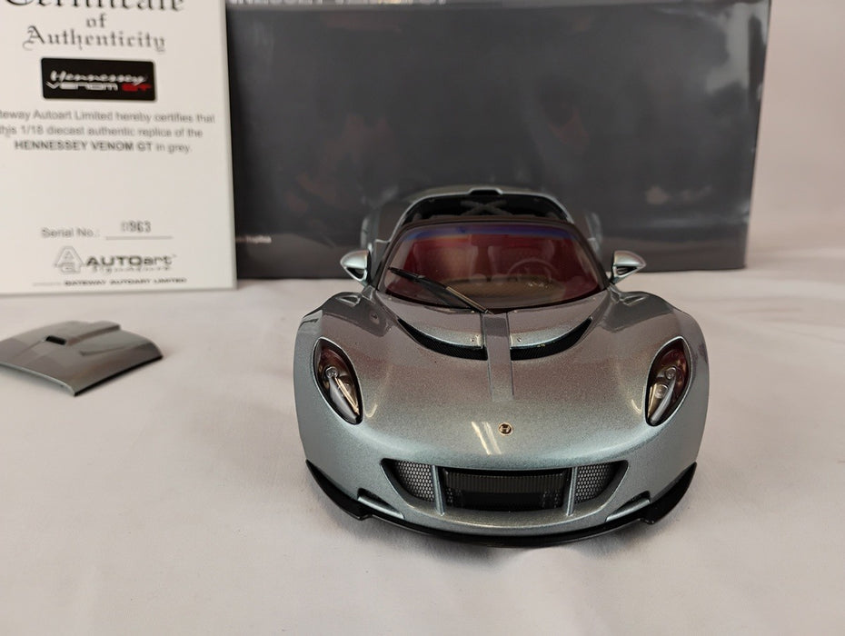 (Used)(Free shipping) HENESSEY VENOM GT (GREY) AUTOART 75402  Usagé   Used