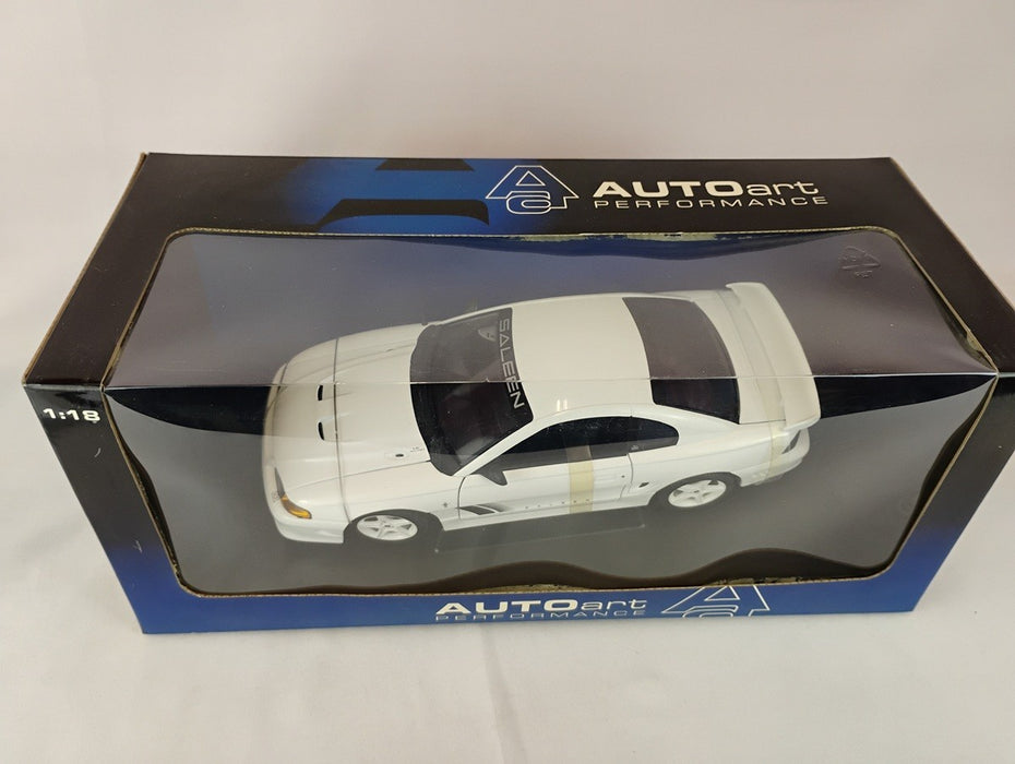 (Used)(Free shipping)  FORD MUSTANG SALEEN S 351 1998 (BLANC)  AUTOART 72721    Used