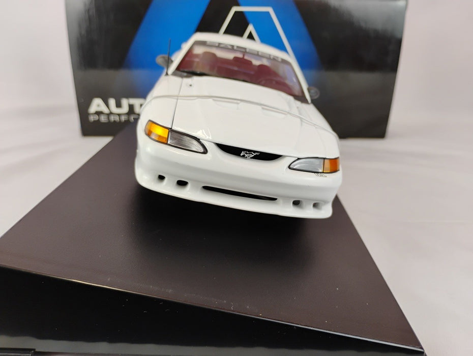 (Used)(Free shipping)  FORD MUSTANG SALEEN S 351 1998 (BLANC)  AUTOART 72721    Used