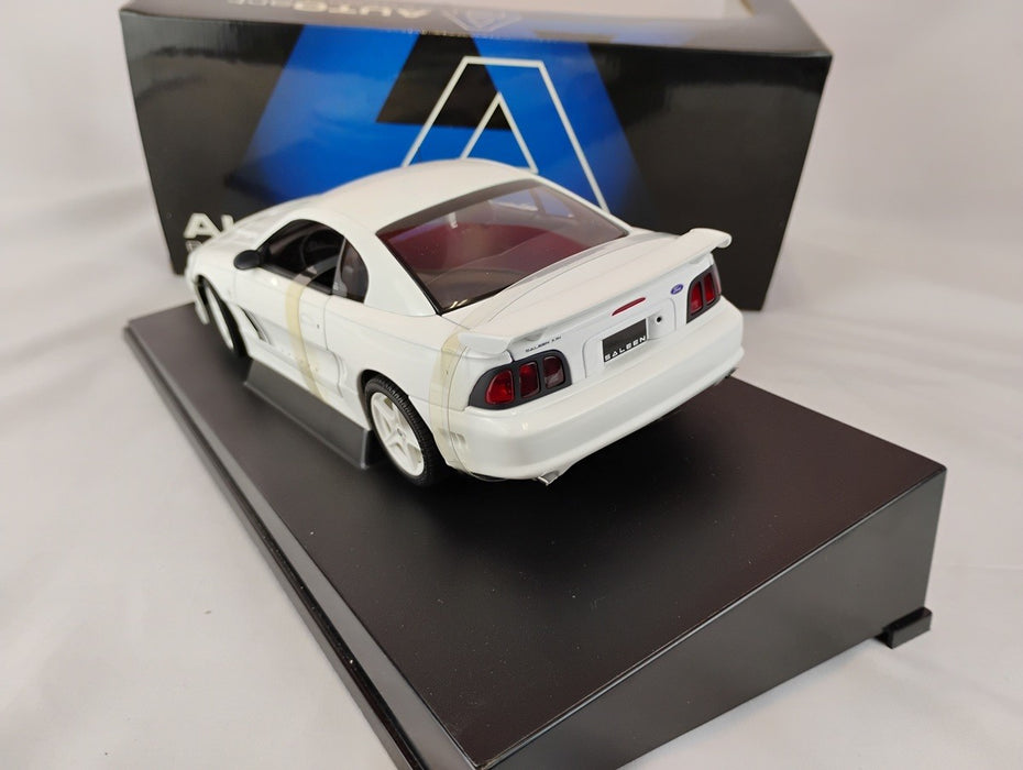(Used)(Free shipping)  FORD MUSTANG SALEEN S 351 1998 (BLANC)  AUTOART 72721    Used