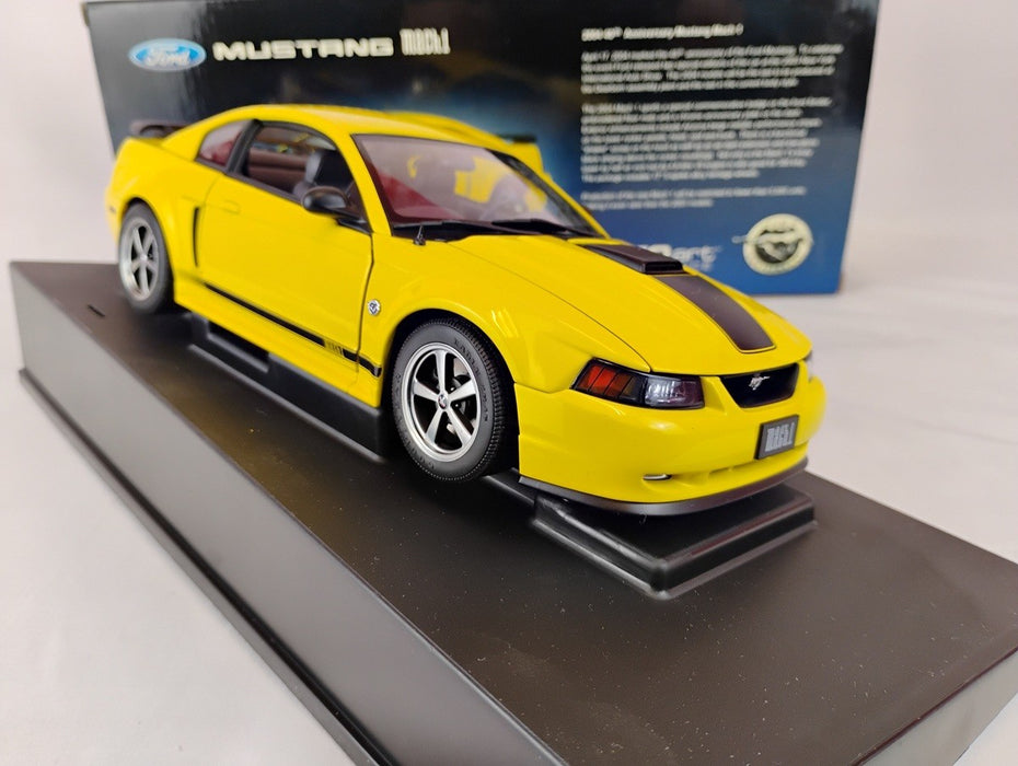 (Used)(Free shipping)  FORD MUSTANG MACH 1 1998 (YELLOW) AUTOART 73006    Usagé   Used