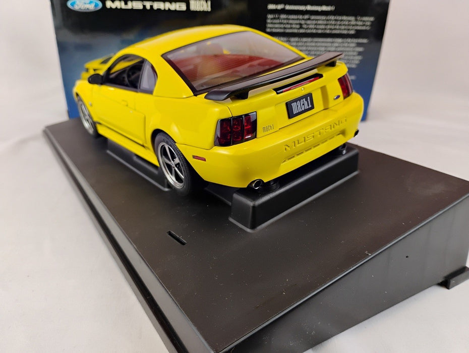 (Used)(Free shipping)  FORD MUSTANG MACH 1 1998 (YELLOW) AUTOART 73006    Usagé   Used