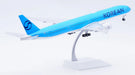 Korean Air Boeing 777-300ER " New Colors" / HL8008 /  JC Wings / 1:200 / SA2090