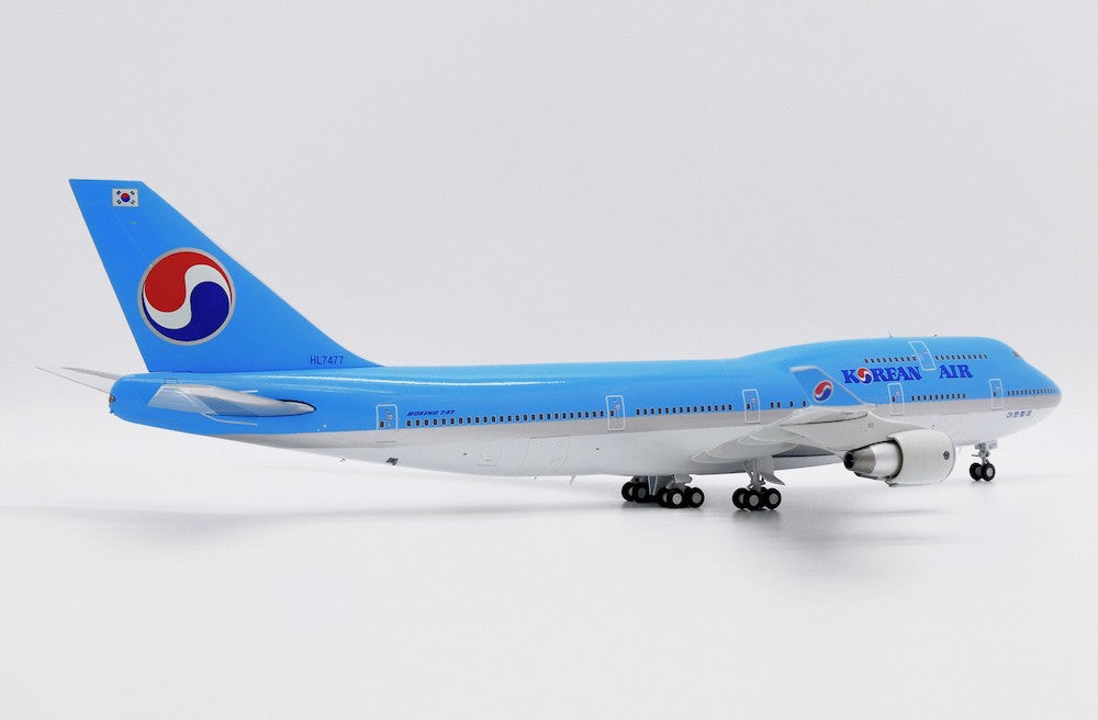 Korean Air Boeing 747-400 "Old Titles" / HL7477 /  JC Wings / 1:200 / XX7477